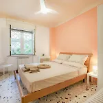 Casa Spaziosa, A Pochi Passi Da Metro E Centro 公寓 那不勒斯