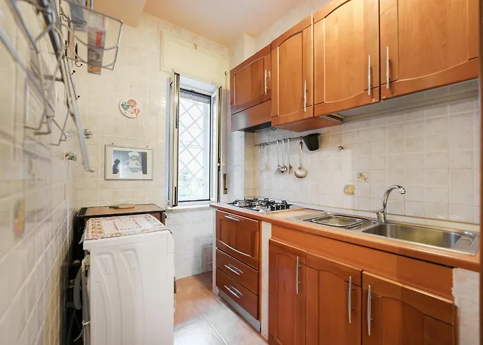 Casa Spaziosa, A Pochi Passi Da Metro E Centro