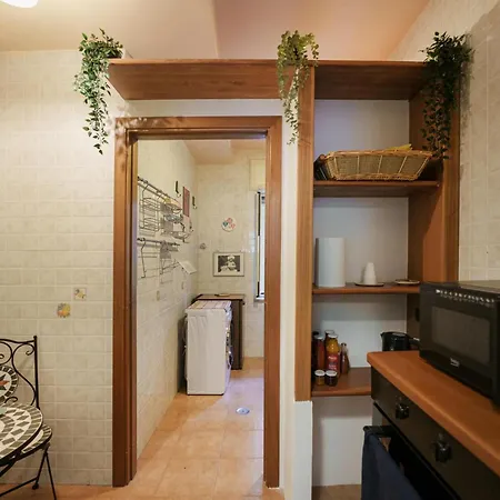 Casa Spaziosa, A Pochi Passi Da Metro E Centro Lejlighed *