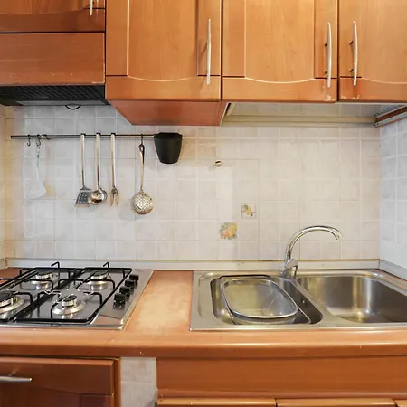 Casa Spaziosa, A Pochi Passi Da Metro E Centro Lejlighed